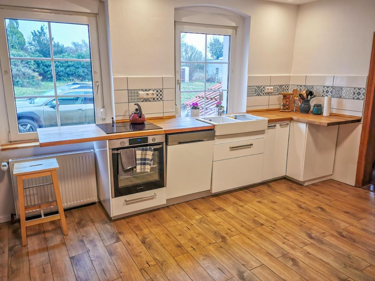 Apartment In Herrenhaus Gross Pinnow Экстерьер фото