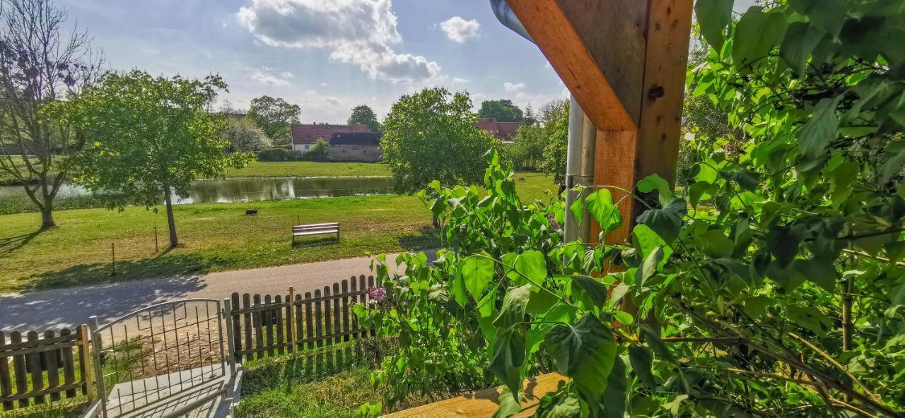 Apartment In Herrenhaus Gross Pinnow Экстерьер фото
